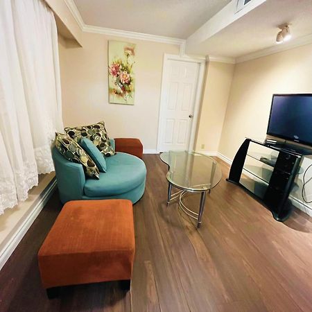 ריצ'מונד Private Suite With Private Entrance King Bed מראה חיצוני תמונה